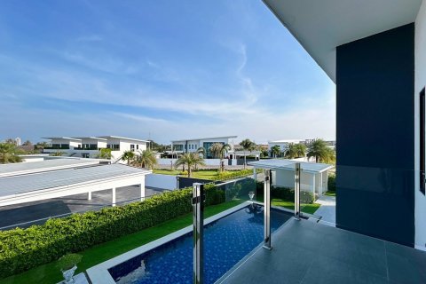 Дом в Хуа Хине, Таиланд с 4 спальнями  № 125491 - фото 4