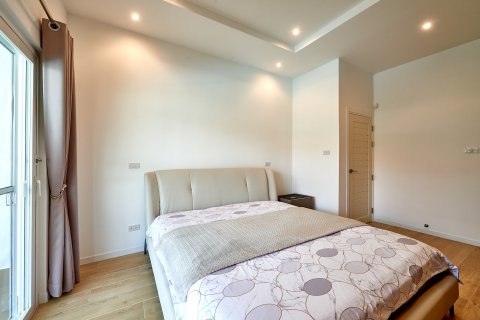 Дом в Хуа Хине, Таиланд с 3 спальнями № 125488 - фото 1