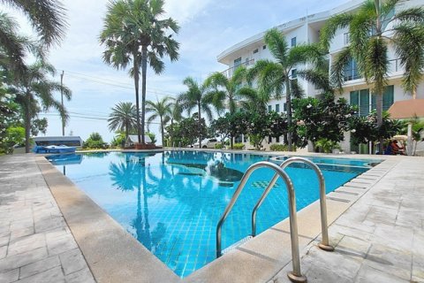 Condo in Hua Hin, Thailand, 2 bedrooms  № 125493 - photo 4