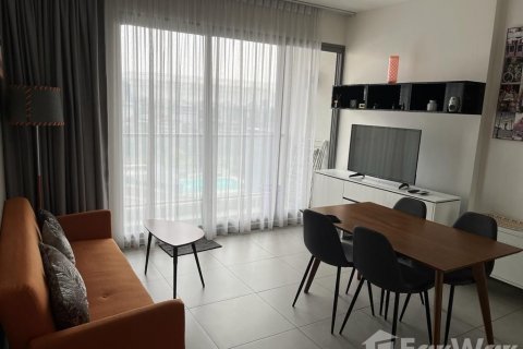 Condo à Watthana, Bangkok, Thaïlande, 1 chambre  № 123970 - photo 1