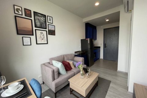 Кондоминиум с 1 спальней в Ваттхане, Бангкок, Таиланд № 123966 - фото 1