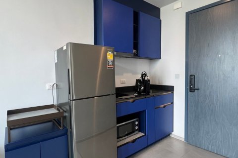 Кондоминиум с 1 спальней в Ваттхане, Бангкок, Таиланд № 123966 - фото 2