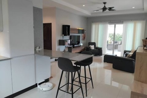 House in Pran Buri, Thailand 3 bedrooms № 133010 - photo 4