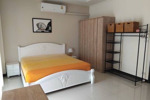 House in Pran Buri, Thailand 3 bedrooms № 133010 - photo 10