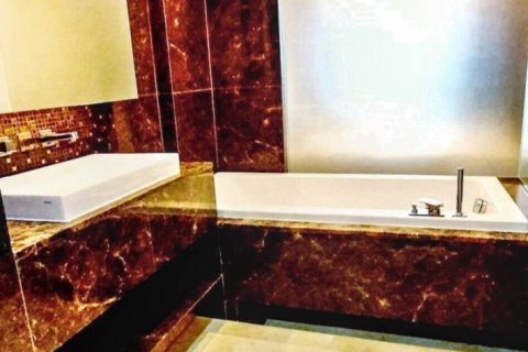 Кондоминиум с 1 спальней в Бангкоке, Таиланд № 133008 - фото 5