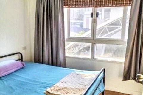 Condo à Bangkok, Thaïlande, 3 chambres  № 133009 - photo 4