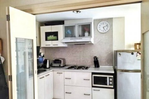 Condo à Bangkok, Thaïlande, 3 chambres  № 133009 - photo 2