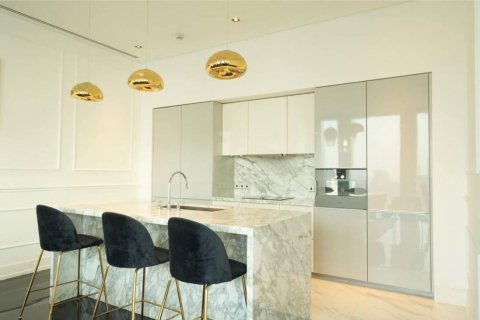 Condo in Bang Rak, Bangkok, Thailand, 2 bedrooms  № 124057 - photo 3