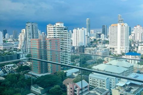 Кондоминиум с 3 спальнями в Ваттхане, Бангкок, Таиланд № 124056 - фото 2