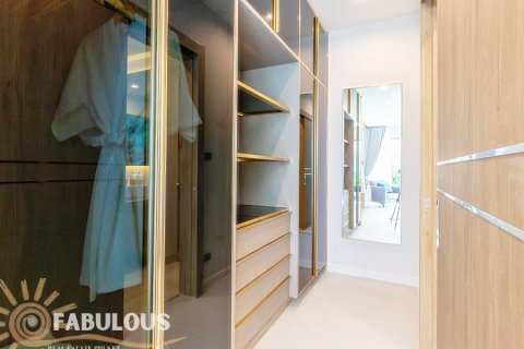 Villa in Phuket, Thailand 3 bedrooms № 124361 - photo 13