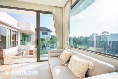 Villa in Rawai, Thailand 4 bedrooms № 124359 - photo 14