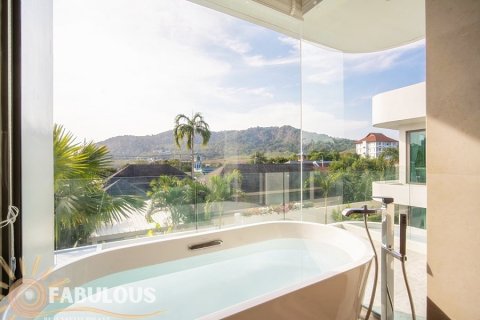Villa in Rawai, Thailand 4 bedrooms № 124359 - photo 18