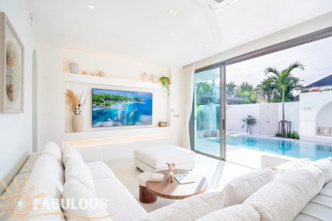 Villa in Rawai, Thailand 4 bedrooms № 124359 - photo 16