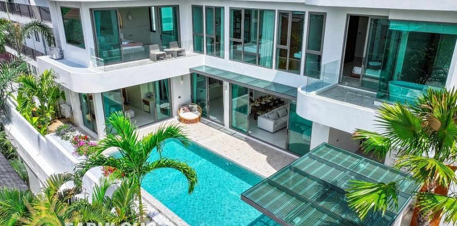 Villa in Rawai, Thailand 4 bedrooms № 124359
