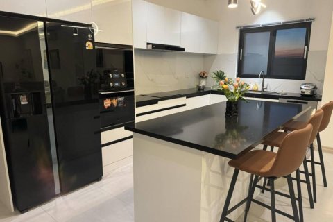 Villa in Hua Hin, Thailand 5 bedrooms № 124376 - photo 7