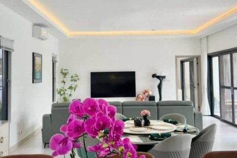 Villa in Hua Hin, Thailand 5 bedrooms № 124376 - photo 5