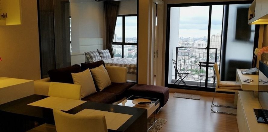 Студия в кондо в Кхлонг Сане, Бангкок, Таиланд № 142266