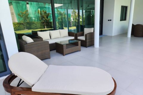 Вилла в Хуа Хине, Таиланд с 4 спальнями  № 124604 - фото 9