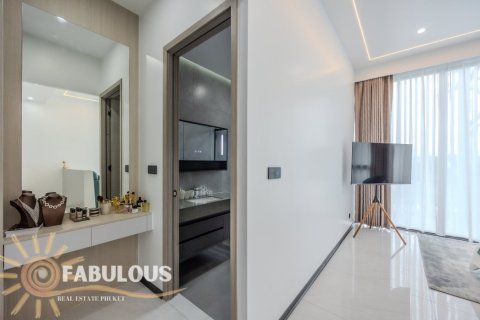 Вилла в Чалонге, Таиланд с 3 спальнями  № 81727 - фото 5