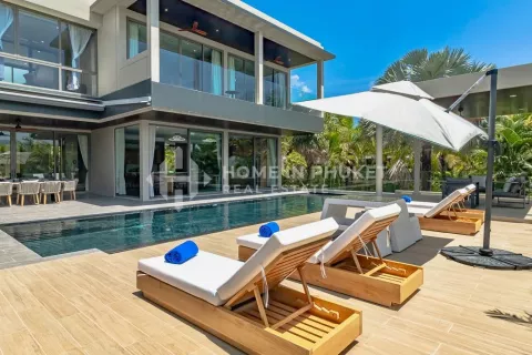 Дом в Пхукете, Таиланд с 5 спальнями  № 131505 - фото 1