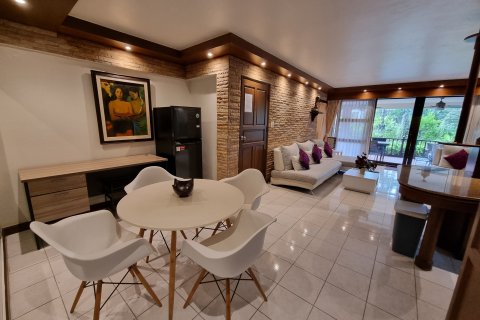Condo in Kathu, Thailand, 2 bedrooms  № 141596 - photo 3