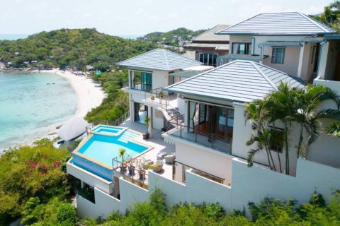 Вилла в Самуи, Таиланд с 5 спальнями  № 132954 - фото 1