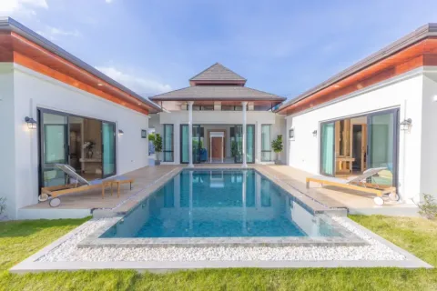 Villa in Phuket, Thailand 3 bedrooms № 107804