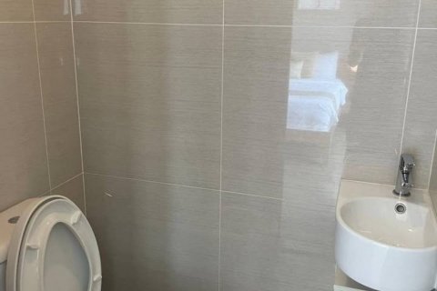 Кондоминиум с 1 спальней в Бангкоке, Таиланд № 132572 - фото 9