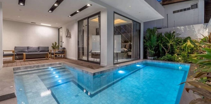 Вилла в Банг Ламунге, Таиланд с 5 спальнями  № 132575