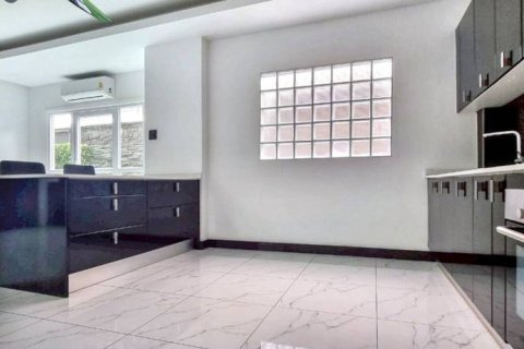House in Pattaya, Thailand 3 bedrooms № 126654 - photo 8