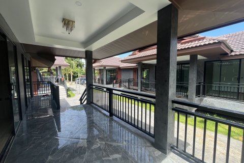 Villa à Phang Nga, Thaïlande 6 chambres № 141669 - photo 10