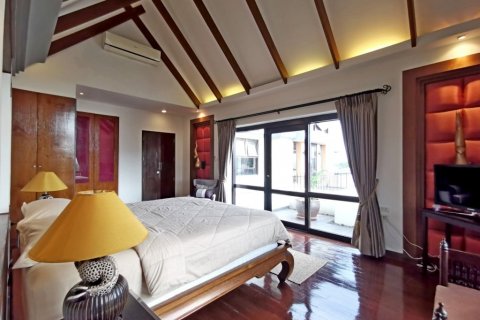 House in Pattaya, Thailand 4 bedrooms № 119488 - photo 26