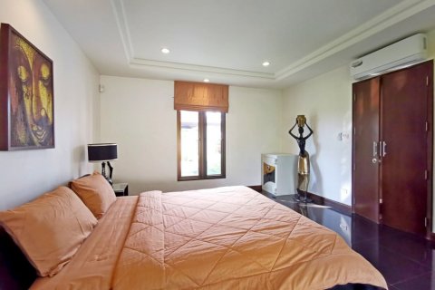 House in Pattaya, Thailand 4 bedrooms № 119488 - photo 18