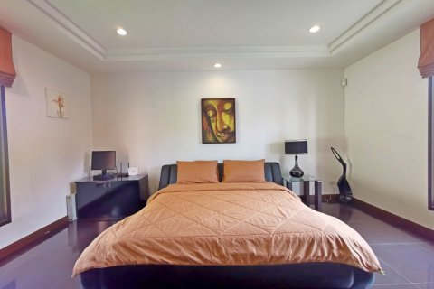 House in Pattaya, Thailand 4 bedrooms № 119488 - photo 19