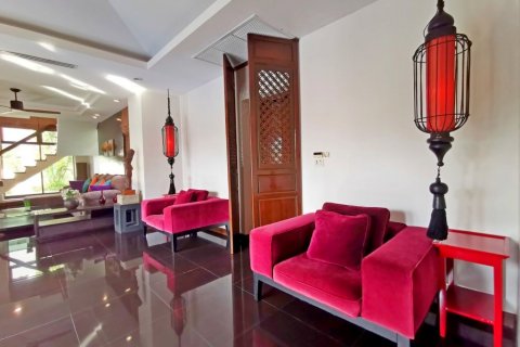 House in Pattaya, Thailand 4 bedrooms № 119488 - photo 16