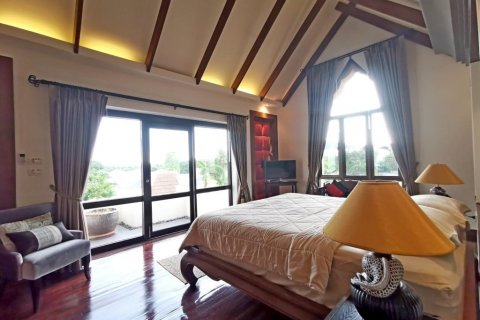 House in Pattaya, Thailand 4 bedrooms № 119488 - photo 27
