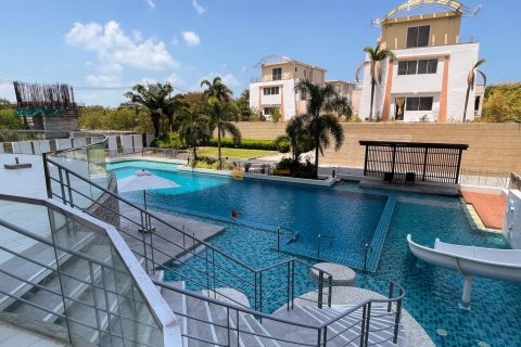 Studio in the Condo on Jomtien Beach, Pattaya, Thailand № 100292 - photo 20