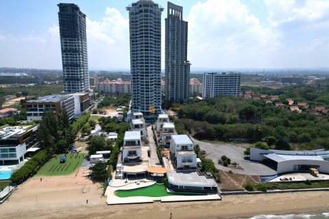 Studio in the Condo on Jomtien Beach, Pattaya, Thailand № 100292 - photo 2