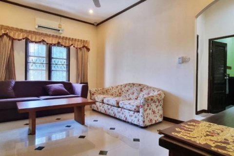 Дом в Саттахипе, Таиланд с 4 спальнями № 86617 - фото 3