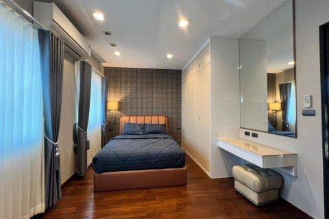 Дом в Бангкоке, Таиланд с 4 спальнями  № 125880 - фото 6