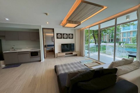 Condo in Hua Hin, Thailand, 2 bedrooms  № 125884 - photo 4