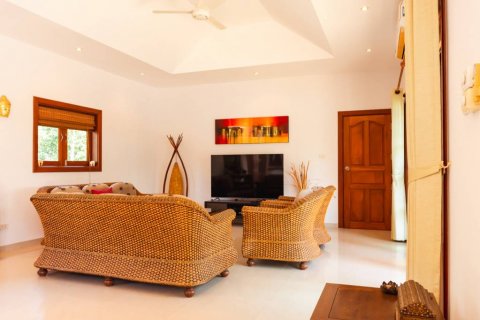 Вилла в Хуа Хине, Таиланд с 5 спальнями  № 124657 - фото 6