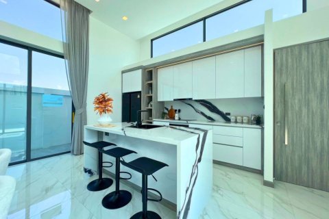 Villa in Pattaya, Thailand 3 bedrooms № 124656 - photo 7