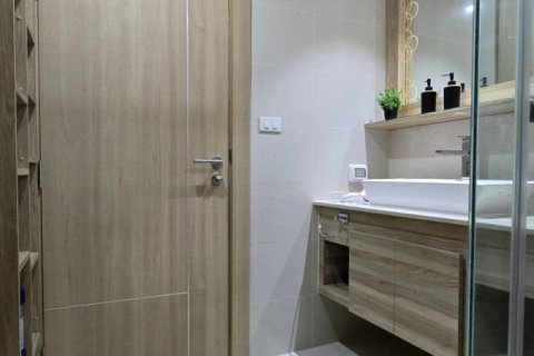 Condo in Pattaya, Thailand, 1 bedroom  № 124842 - photo 19