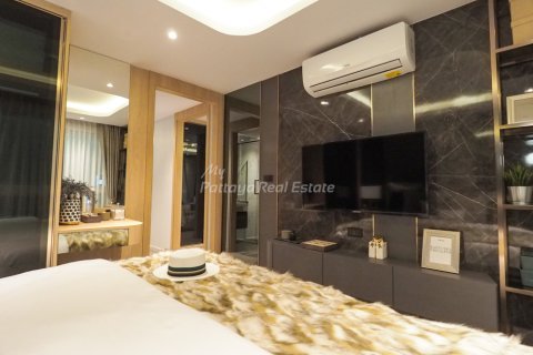 Condo à Bang Lamung, Thaïlande, 2 chambres № 100459 - photo 15