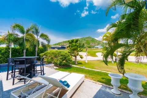 Вилла в Хуа Хине, Таиланд с 4 спальнями  № 85736 - фото 6