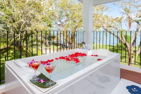 Condo in Rawai, Thailand, 2 bedrooms  № 132043 - photo 2