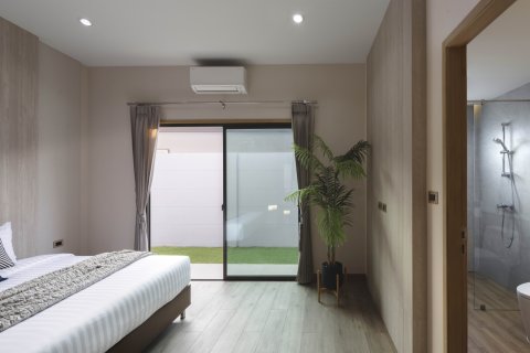Villa in Pattaya, Thailand 3 bedrooms № 130466 - photo 24