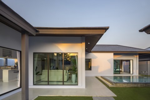 Villa in Pattaya, Thailand 3 bedrooms № 130466 - photo 3