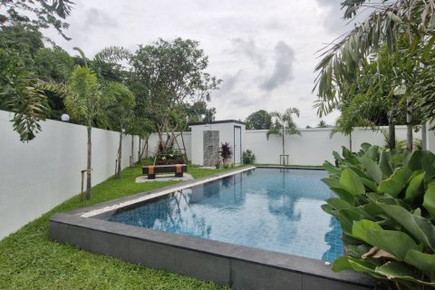 Villa in Pattaya, Thailand 3 bedrooms № 130468 - photo 5